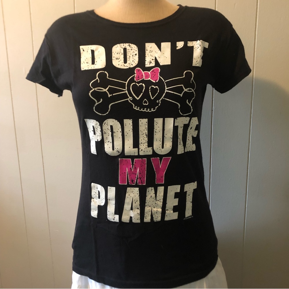 Girl’s Tee size XL “Don’t Pollute”